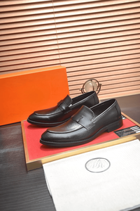 Zapatos Oxford con Parte Superior de Cuero Vacuno de Grano Completo, Suela de Goma, Entresuela de Goma Espumada/Látex, Cuero Vacuno de Grano Completo/Tela - Product Image 5