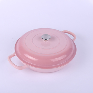 Casserole <span class=keywords><strong>en</strong></span> <span class=keywords><strong>fonte</strong></span> émaillée rose antiadhésive de 30 cm, design moderne, double poignée, compatible gaz et <span class=keywords><strong>induction</strong></span>, avec bouton <span class=keywords><strong>en</strong></span> acier inoxydable - Product Image 5
