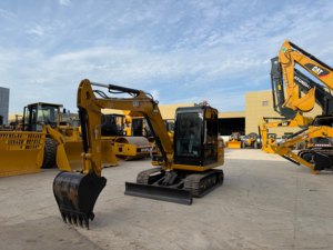 Excavatrice hydraulique CAT 305.5E2 d'occasion pas chère, 5,5 tonnes, Caterpillar, prête à être expédiée - Product Image 6