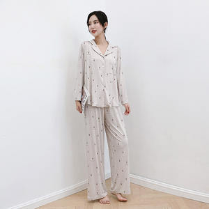 Otoño nuevo Modal algodón ropa de dormir ropa de casa conjunto de <span class=keywords><strong>pijamas</strong></span> de manga larga con helado impreso para mujeres - Product Image 1