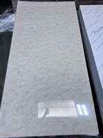 Panneau mural rigide en PVC marbré sans halogène, panneau dimensionnellement stable pour mur en pierre de luxe pour sous-sol et club