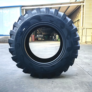 Neumáticos de Retroexcavadora DH711 16.9-24 16.9-28 19.5L-24 de Alta Calidad, Nuevos, con Diseño Diagonal - Product Image 2