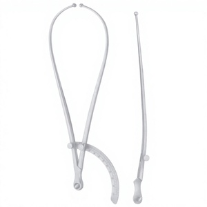 Pelvímetro con fórceps obstétricos, escala graduada y brazo recto reemplazable para uso quirúrgico - Product Image 3
