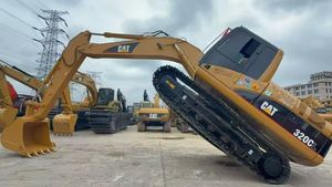 Prix d'usine – Excavatrice Caterpillar Cat 320CL pour travaux maritimes et dragage, à haute efficacité opérationnelle, en promotion - Product Image 4