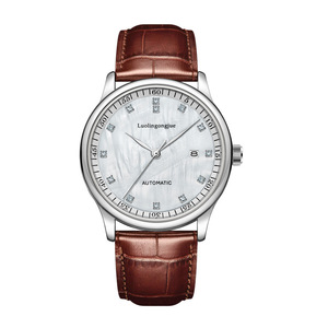 Montre automatique à boucle à ardillon carrée en acier inoxydable, modèle best-seller, fabriquée par des maîtres artisans en direct de l'usine - Product Image 6
