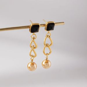 ต่างหูแบบห้อย ทองประดับมุก พู่ห้อย รูปทรงเรขาคณิต สี่เหลี่ยมจัตุรัส ตัวเรือนสแตนเลส สวมใส่ได้ทุกวัน - Product Image 4