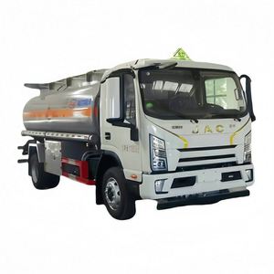 Vente Flash : Camion-citerne JAC de haute qualité 8 m³ 4x2 pour le transport de carburant/huile - Product Image 1