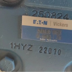 ปั๊มลูกสูบ Eaton รุ่น ADU049L06AB10A4324000A100100CD0A แบบยึดหน้าแปลน ปั๊มไฮดรอลิก - Product Image 4