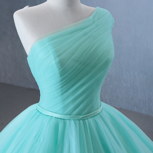Robe de soirée élégante bleu turquoise pour Sweet 16, sans manches, longueur ras du sol, avec plis en dentelle 3D et volants Rsm231120 - Product Image 2