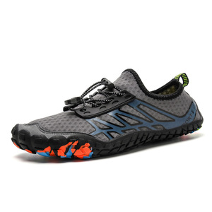 Nouveau modèle chaussures d'eau pour femmes chaussures de plage en maille de grande taille pour la natation à la pataugeoire pêche Rafting randonnée pour les activités d'été - Product Image 5