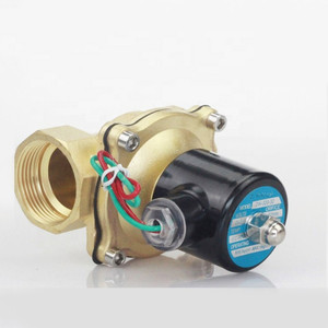 Válvula solenoide de bola de latón DN32 2W-320-32 normalmente cerrada, AC220V, 2 vías, control de alta temperatura, OEM para agua, aceites y aire - Product Image 1