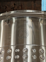 Fermentatietank met variabele capaciteit, roestvrij staal, drijvende deksel, voor rode wijnfermentatie, -rijping en -opslag