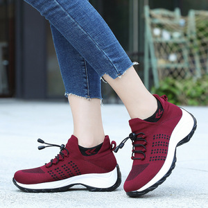 Nouvelles chaussures d'été transfrontalières en coton respirant grande taille, tendance, élégantes, légères, style chaussettes, sportives, pour femmes, style ethnique - Product Image 4