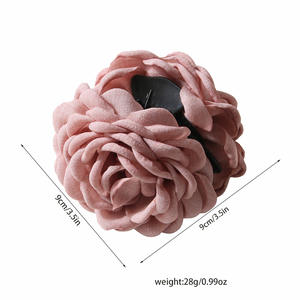 Pince à <span class=keywords><strong>cheveux</strong></span> en tissu fait main en forme de rose pour femmes et filles, grande pince à <span class=keywords><strong>cheveux</strong></span> florale bohème hawaïenne pour <span class=keywords><strong>cheveux</strong></span> épais ou fins - Product Image 4