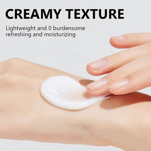 AESTHTANY Achselcreme 50g mit Niacinamid für Glättung und Strahlkraft, Verbessert Unebenen Hautton, Reduziert Mattigkeit, Tägliche Beruhigende Körperpflege - Product Image 3