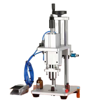 Machine de capsulage et de scellage de bouteilles en plastique hydraulique semi-automatique avec sertissage d'ampoules et garantie d'un an