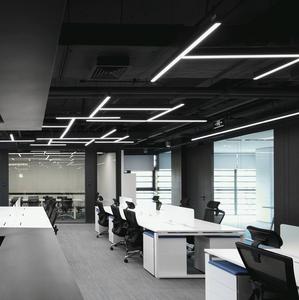 Luz colgante de techo Led 30W 40W 4ft con atenuación de oficina de diseño lineal Simple moderno de Venta barata <span class=keywords><strong>Halcon</strong></span> - Product Image 2