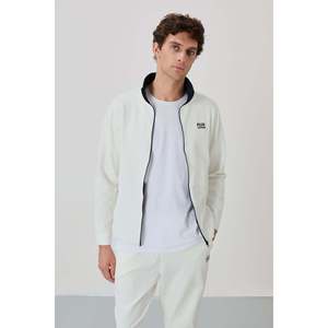 Conjunto Deportivo Ecru de Corte Estándar para Hombre Air Jones, Tela Kral Pike de Poliéster, Viscosa y Elastano, Ropa Deportiva Informal y Cómoda - Product Image 2