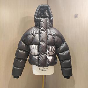 Giacca Piumino Personalizzata QZFSO con Logo Ricamato, Piumino Termoreattivo con Cerniera, Piumino d'Oca da Uomo con Zip - Product Image 2