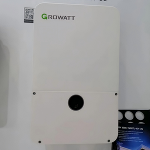 Onduleurs photovoltaïques Growatt 10 kW (10kW) 10000W IP65 prêts pour batterie, biphasés, raccordés au réseau - Product Image 1