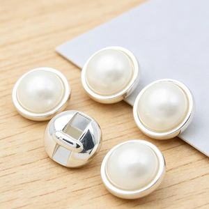 Boutons à tige en fausses perles crème blanches en forme de demi-boule, 16L, pour chemises et robes, cousus à la main - Product Image 2
