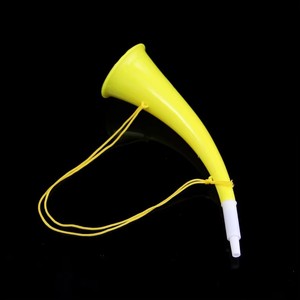 Venta al por mayor caliente impresión 14*21cm bandera para pancarta plástico Mini Vuvuzela cuerno Mini plástico animando Bugle <span class=keywords><strong>Petit</strong></span> cuerno - Product Image 5