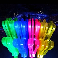 Hstyle Clappers lumineux à LED, quatre couleurs, jouets en plastique, accessoires de fête, jeux