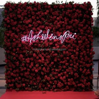 Panel Dinding Bunga MoKtong Hitam dan Merah Marun 5D dengan Mawar dan Peony Sutra Realistis untuk Pesta Topeng Halloween Mewah