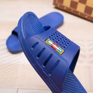 Croc vente en gros personnalisé été jardin médical pantoufles EVA hommes femmes <span class=keywords><strong>sandales</strong></span> classique sabots Mules chaussures pour hommes femmes Crocband sabot - Product Image 2