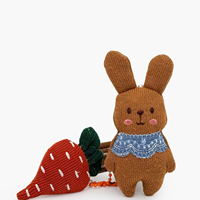 Breloque de sac en peluche lapin fraise esthétique, lapin marron Kawaii avec collier bleu, décoration de sac à dos tendance pour filles