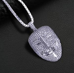 Colgante de Moissanita Único con Corte Brillante y Destellos Radiantes, Diseño Moderno y Elegante, Perfecto para Collares en Capas o de Uso Individual - Product Image 1