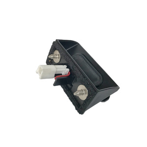 Interruptor de Puerta Trasera Honda 74810-TF0-003, Liberador de Maletero para Odyssey Vezel HRV, Pieza de Repuesto Nueva de Plástico - Product Image 1