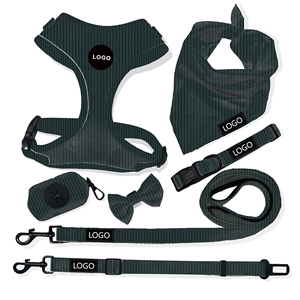 Meilleure vente de produits de luxe ensemble de <span class=keywords><strong>harnais</strong></span> pour <span class=keywords><strong>chien</strong></span> en velours côtelé matériau doux spécial <span class=keywords><strong>harnais</strong></span> pour chiot et sac à merde collier pour <span class=keywords><strong>chien</strong></span> laisse de luxe - Product Image 5