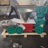Conception compacte, fonctionnement simple, machine agricole portable alimentée par l'électricité pour la fabrication de granulés d'aliments pour volailles, poulets, canards, etc.