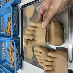 Modèle d'entraînement en silicone souple pour la pratique de l'art des ongles, pédicure et manucure - Product Image 3
