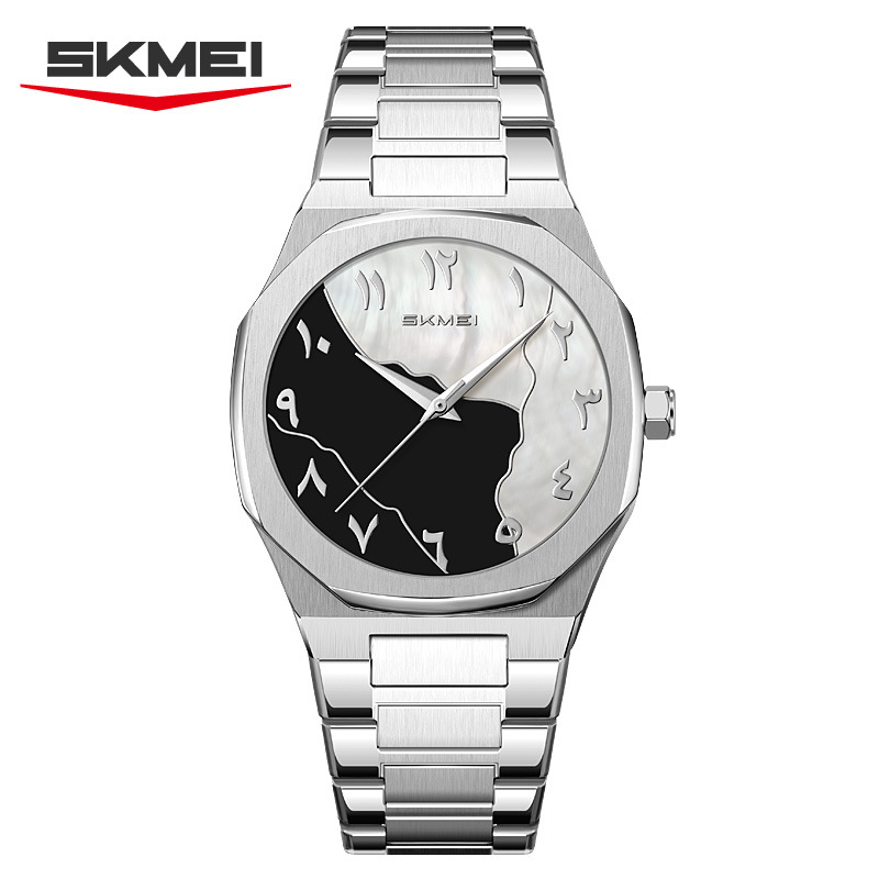 Silver shell-black and white face