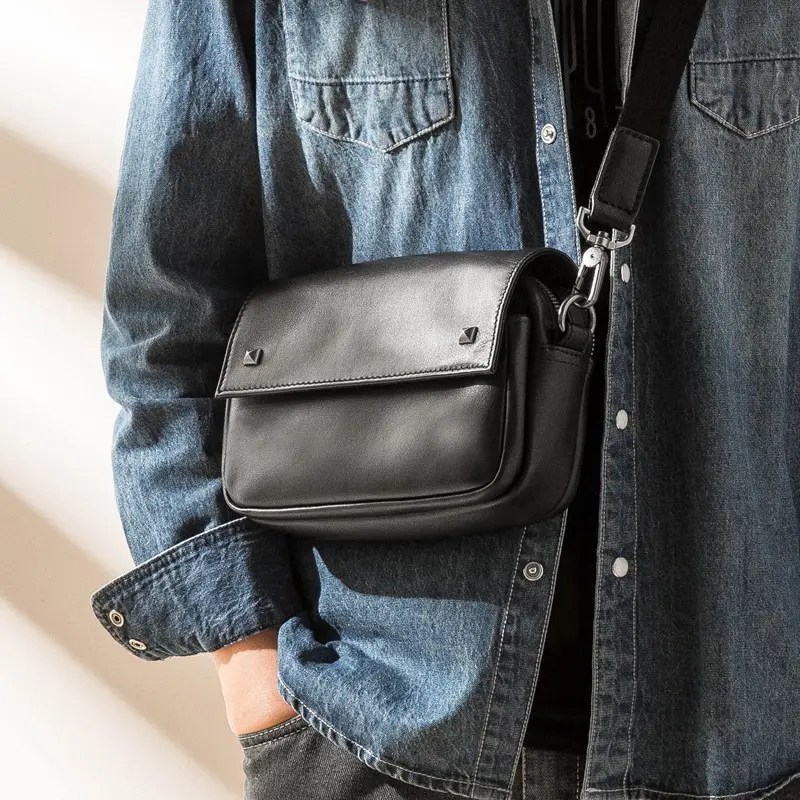 Brand men's messenger bag casual rivet shoulder man handbags with belt purse wholesales luxury sling bags for men leather