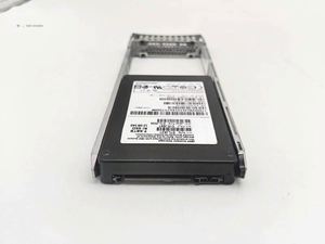 01YM588 Nouveau SSD interne PCI Express NVMe 2,5 pouces de marque originale 7,68 To pour FlashSystem 5100 7200 9100 9200 Storwize V5100 V7000 - Product Image 2