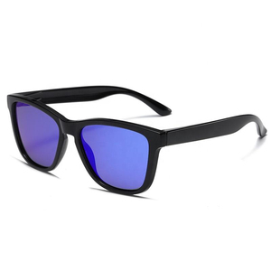 Lunettes de soleil classiques à monture carrée, verres miroir polarisés, unisexes, protection UV, lunettes de soleil tendance - Product Image 1
