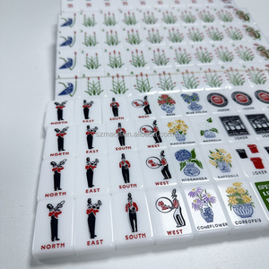 Ensemble de tuiles de Mahjong américain de luxe Ole Miss Hotty Toddy avec fanfare et boîte en acrylique en stock - Product Image 4