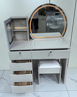 Coiffeuse minimaliste moderne avec miroir éclairé et rangement pour chambre et hôtel – Meuble de maquillage compact