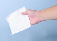 Fabricant professionnel chinois propose du papier toilette sur mesure en rouleaux de 12, fabriqué à partir de pâte de bois, vente en gros disponible en usine