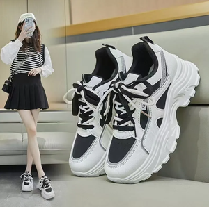Zapatos de mujer nuevos de primavera 2025, zapatos de malla transpirables, zapatos deportivos versátiles de suela gruesa, zapatos informales para papá, zapatos de mujer a la moda - Product Image 2