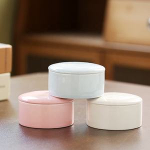 קופסת תכשיטים מקרמיקה עם מכסה לקישוט - Product Image 3