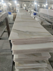 Panneaux de plafond 3D modernes en PVC imperméables, dalles ignifuges, revêtement mural intérieur pour maison, hôtel, atelier - Vente en gros - Product Image 1