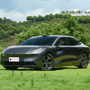 Véhicule chinois à énergie nouvelle Lynk&co 10 Grand SUV de luxe Gee-ly Auto Lynk&co 10 4 portes 5 places - Product Image 6