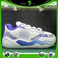 Nouveau design de ballons gonflables géants en PVC en forme de chaussures, pour la publicité extérieure, chaussures de course gonflables pour la promotion de marque