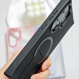 Étui de protection transparent magnétique avec béquille cachée et finition givrée pour Samsung Galaxy S26 S25 S24Plus S23Ultra, compatible avec la recharge sans fil - Product Image 2
