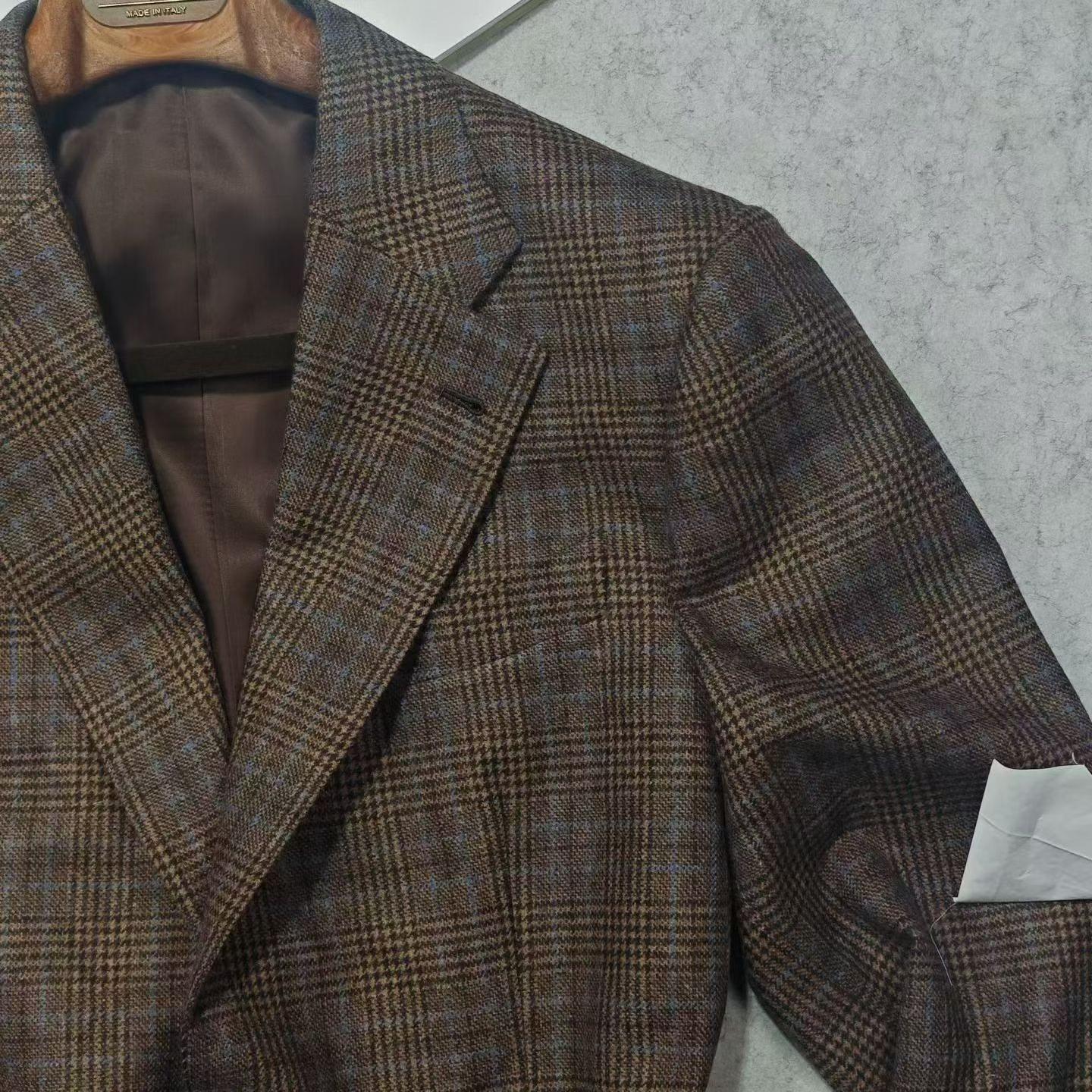 Coffee brown