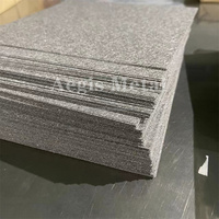 300x300mm Taille de la feuille 1mm 0.8mm 2.0 50% 60% 80% 70% Porosité 50% 55% Feutre en fibre de titane platine